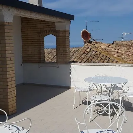 La Casa Sul Corso E La Casa Sui Tetti Apartament Citta Sant'Angelo