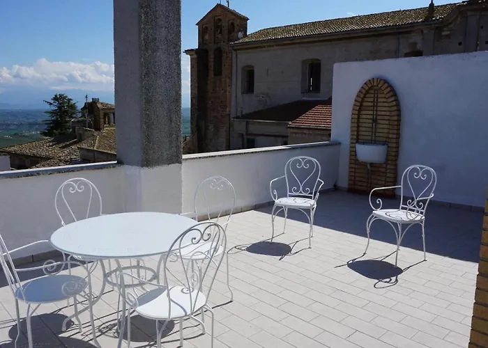 La Casa Sul Corso E La Casa Sui Tetti